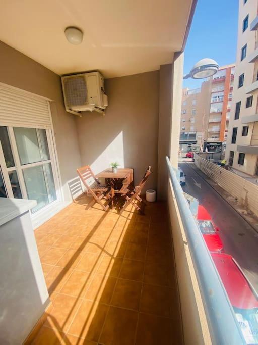 Apartamento De Dos Dormitorios En Almeria. Экстерьер фото